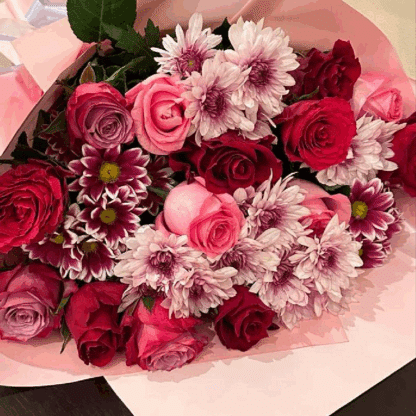 Pink Mixed Roses Bouquet - Image 2