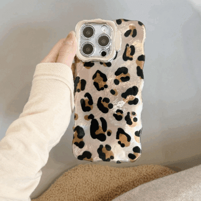 Cheetah Design iPhone Cover